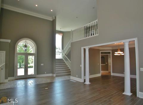 2906 Pointe Dr, Gainesville, GA 30506 photo 6