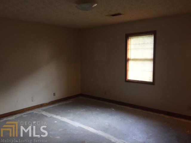 2959 H D Atha Rd, Covington, GA 30014 photo 9