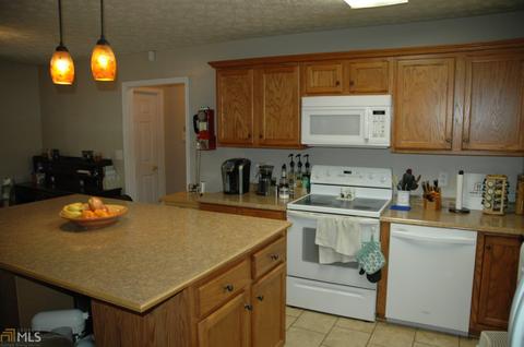 105 Falls Crest Dr, Lagrange, GA 30240 photo 4