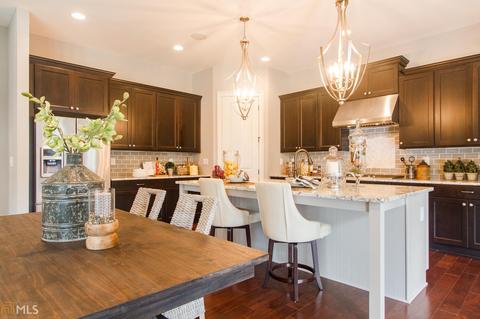 5670 Springbox Dr, Suwanee, GA 30024 photo 3