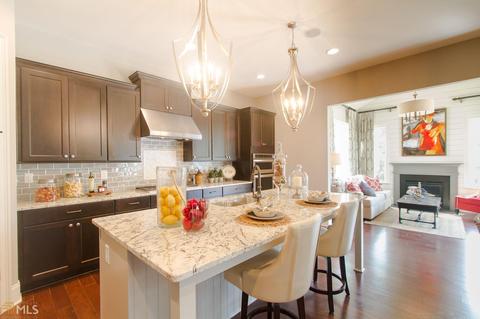 5670 Springbox Dr, Suwanee, GA 30024 photo 4