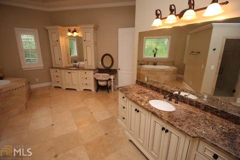 108 Cloister Dr, Lagrange, GA 30241 photo 8