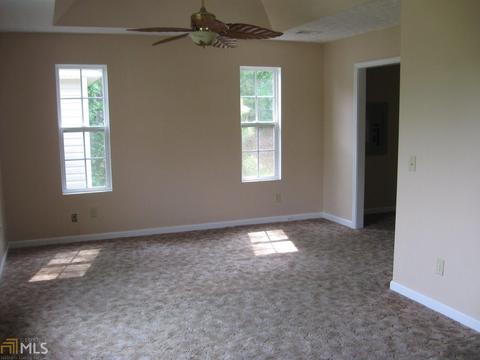 118 E Second St, Manchester, GA 31816 photo 6