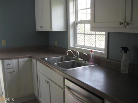 118 E Second St, Manchester, GA 31816 photo 4