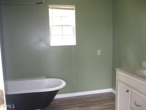 118 E Second St, Manchester, GA 31816 photo 7