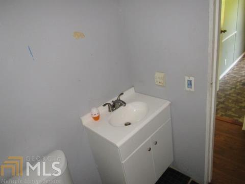 313 S Broad St, Bowman, GA 30624 photo 10
