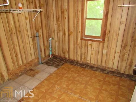 313 S Broad St, Bowman, GA 30624 photo 5