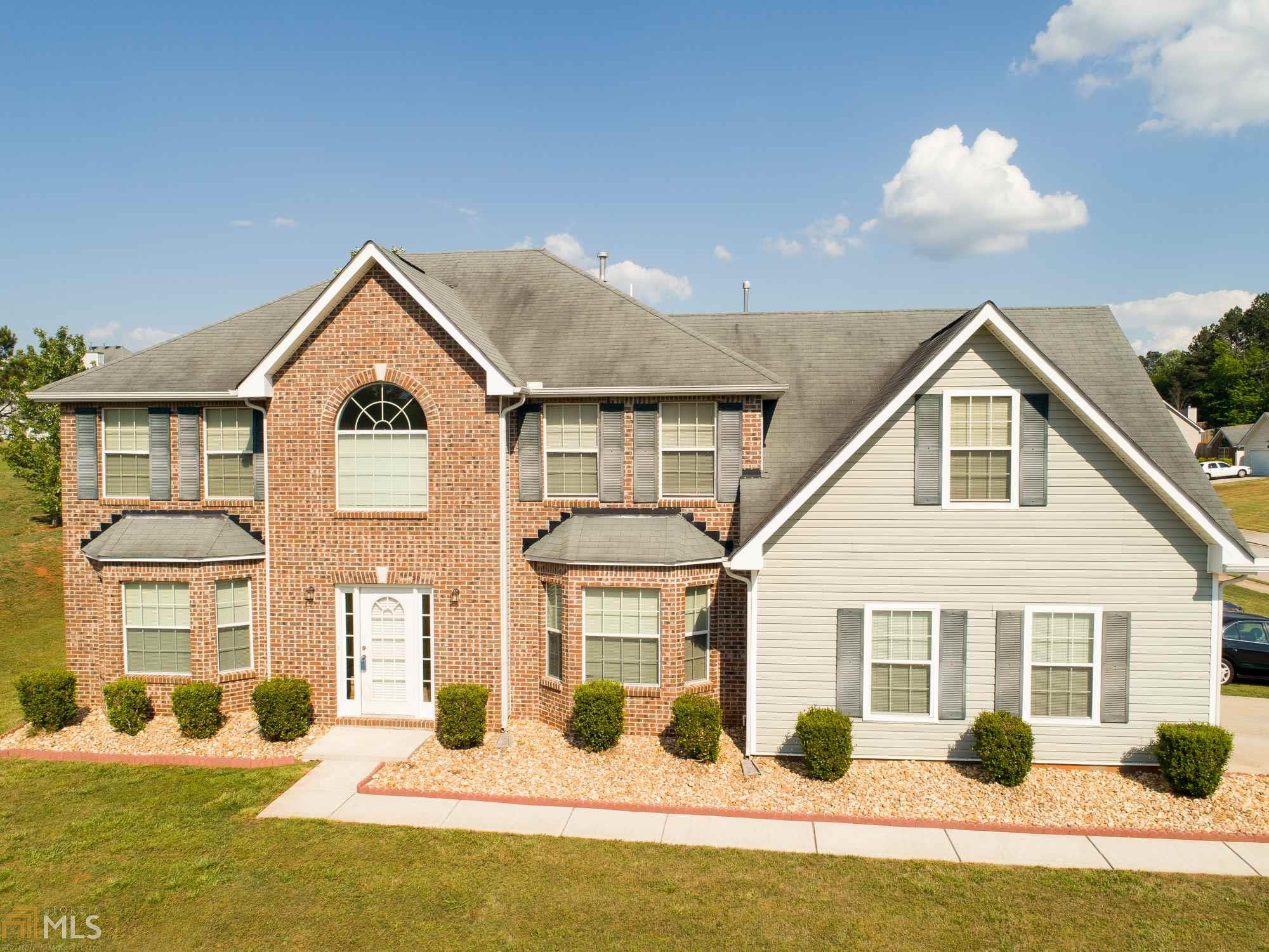 684 Burtons Cv, Hampton, GA 30228 photo 1