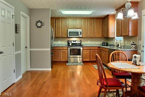 207 Poplar Ridge Dr, Monroe, GA 30655 photo 9