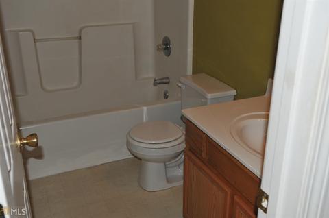 136 Buckeye Pt, Commerce, GA 30530 photo 6