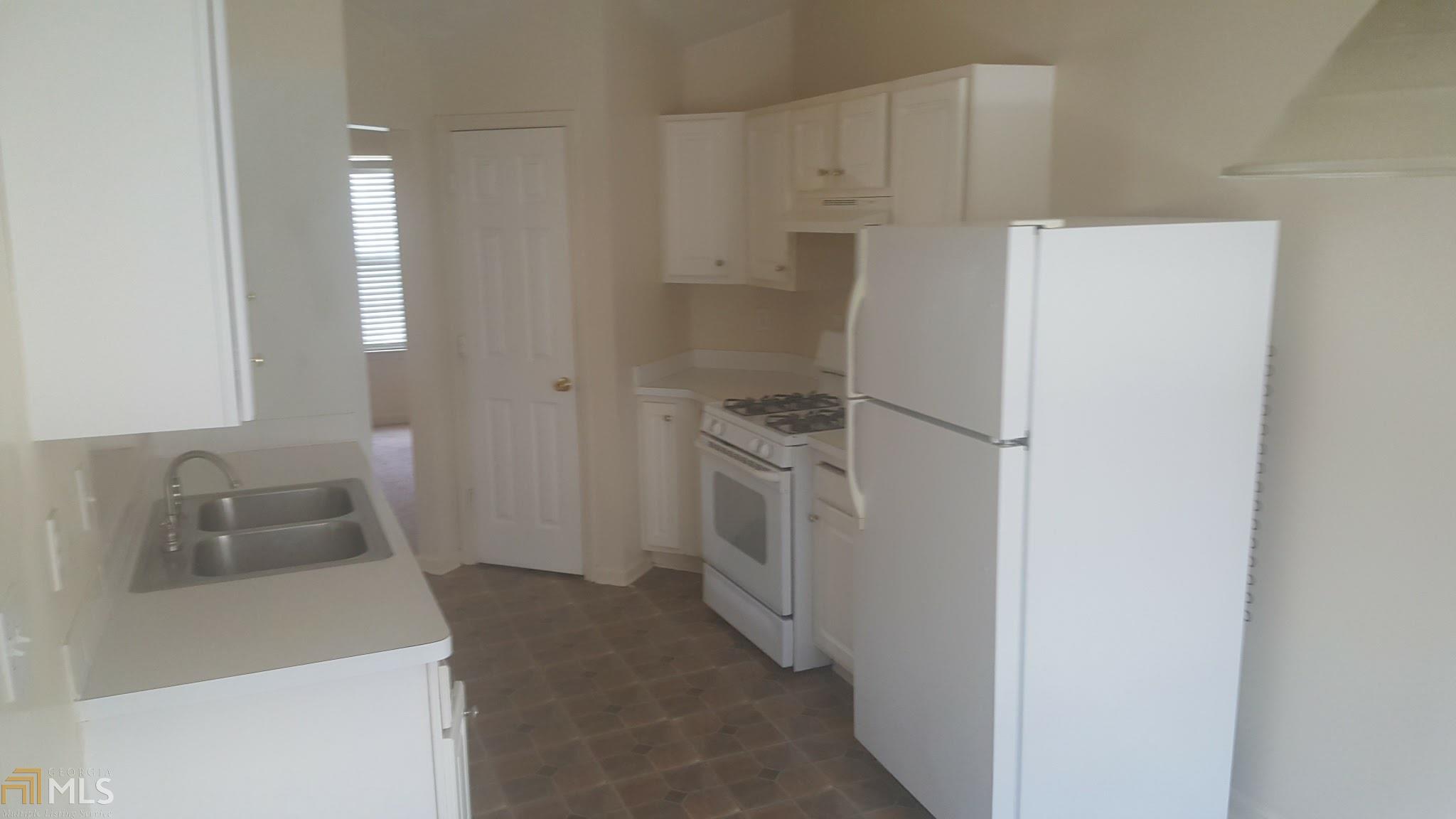 1399 Buckingham Ct, Hampton, GA 30228 photo 9