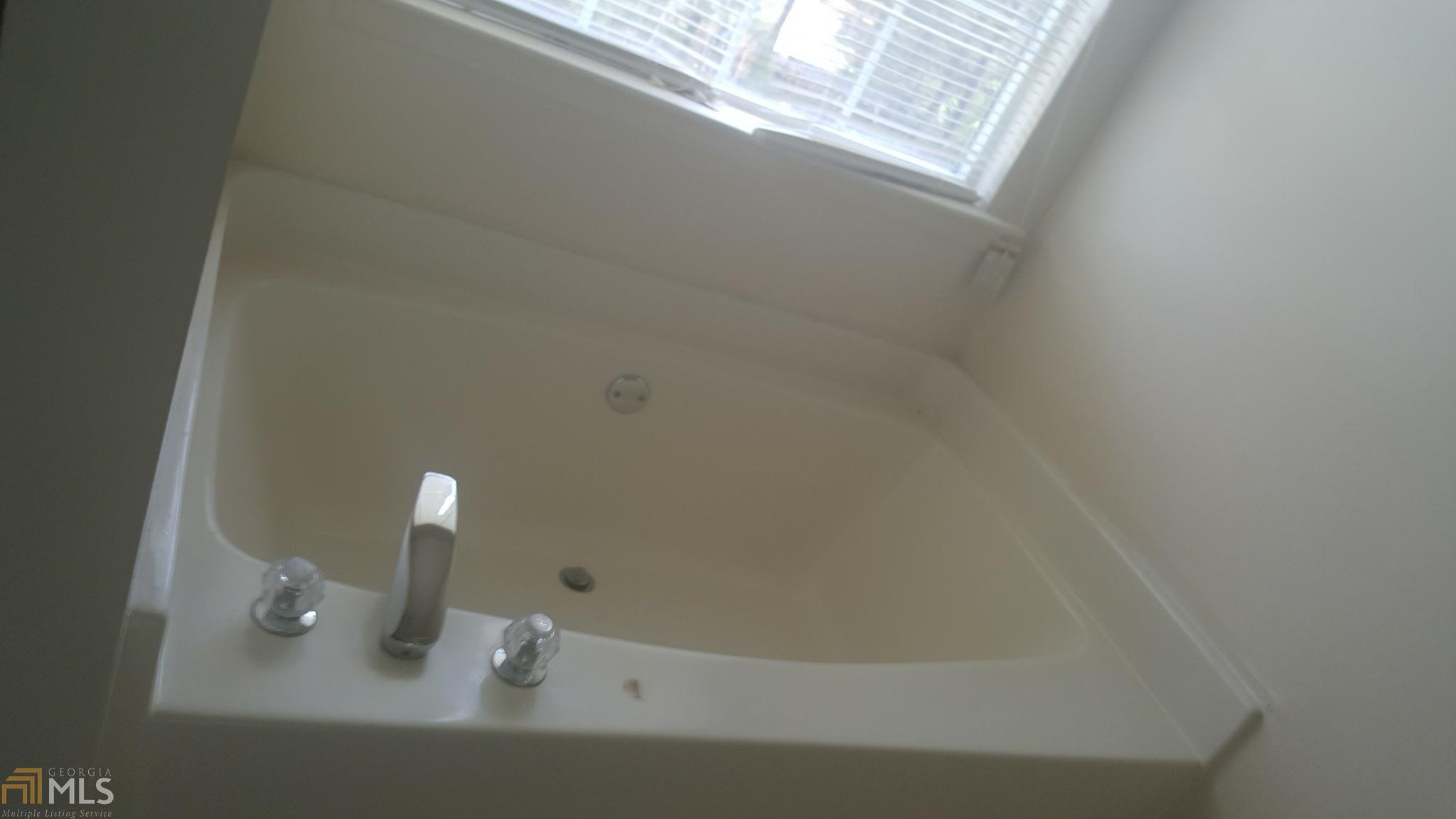 1399 Buckingham Ct, Hampton, GA 30228 photo 11