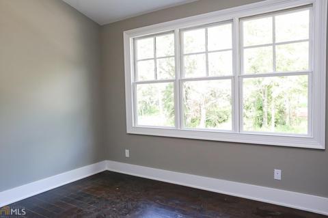 15 E Second St, Newnan, GA 30263 photo 17