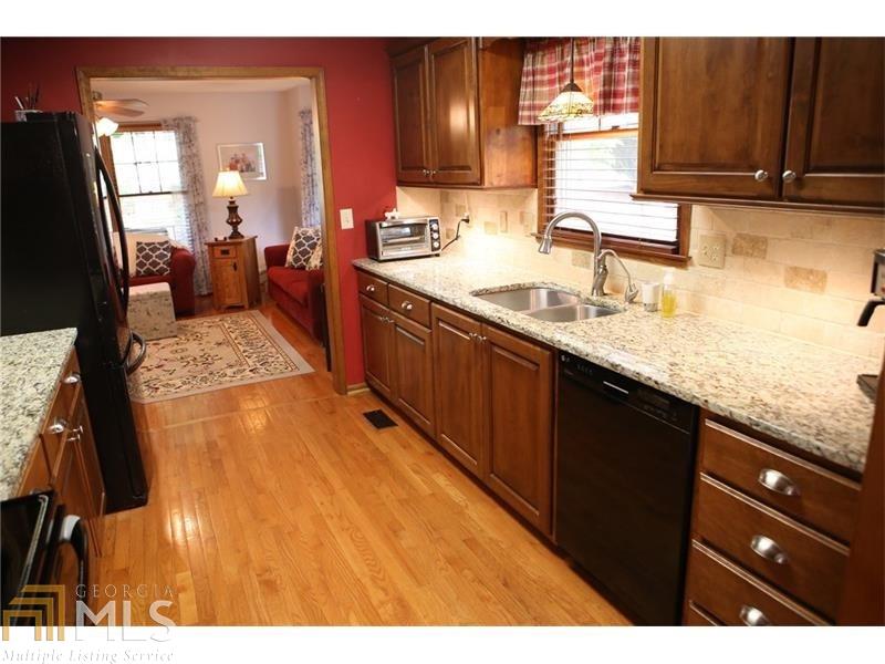 2871 Cascade Dr, Gainesville, GA 30504 photo 5