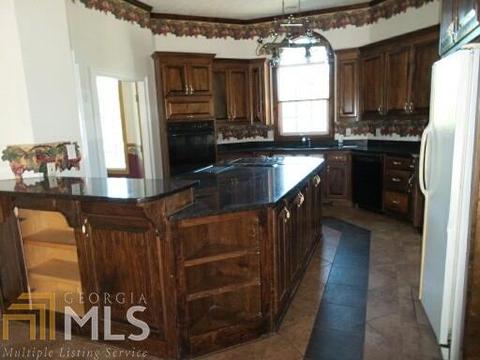 454 Sidney Dr, Griffin, GA 30223 photo 3