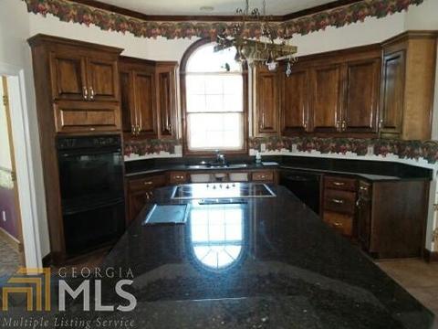 454 Sidney Dr, Griffin, GA 30223 photo 4