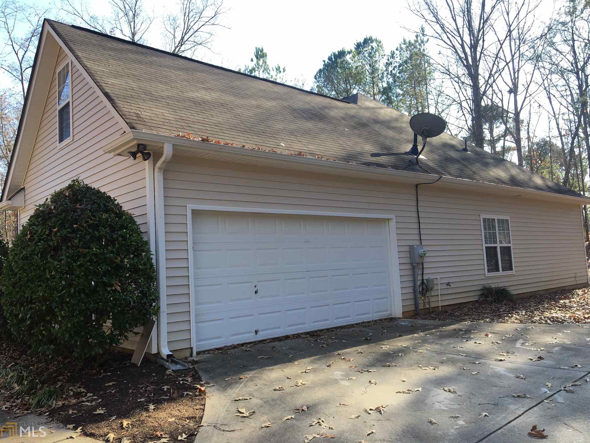 805 Lucas Dr, Hampton, GA 30228 photo 4