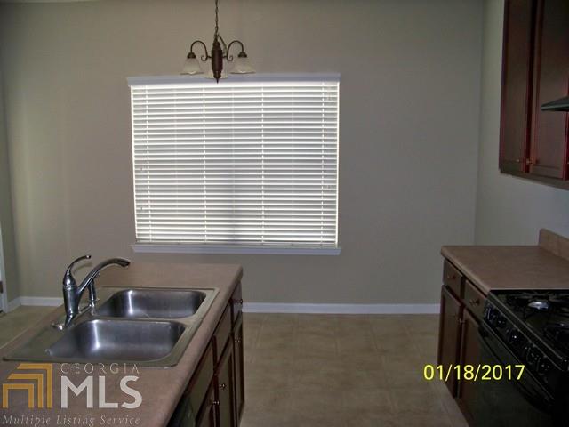 527 Gristmill Ln, Hampton, GA 30228 photo 10