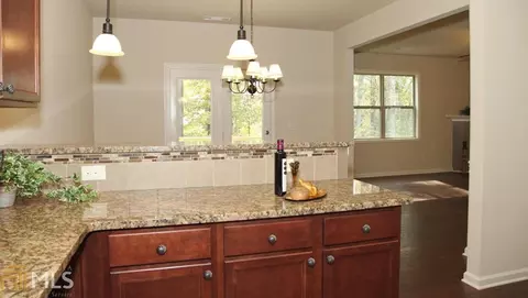 7503 Waverly Loop, Fairburn, GA 30213 photo 10