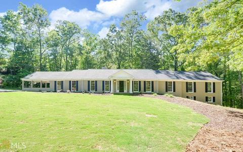 203 Hillendale Dr, Toccoa, GA 30577 photo 1