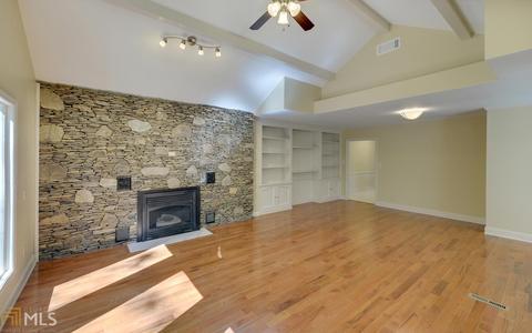 203 Hillendale Dr, Toccoa, GA 30577 photo 11