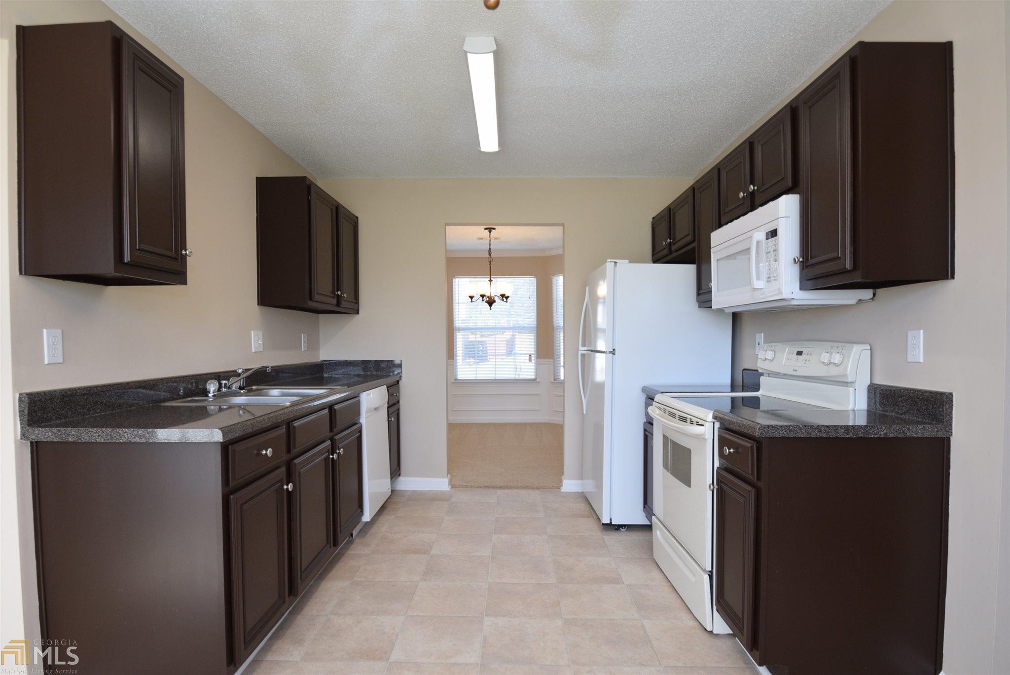 200 Oak Manor Dr, Covington, GA 30016 photo 5