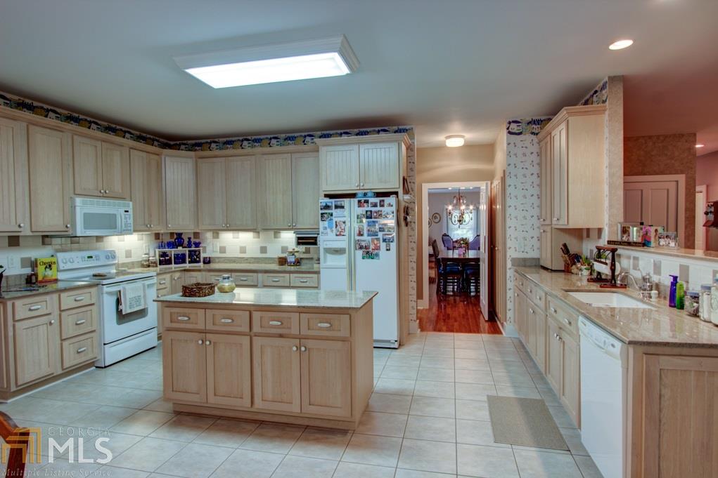 124 Springbrook Dr, Cornelia, GA 30531 photo 10