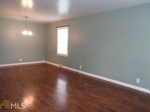 113 Windsor Dr, Warner Robins, GA 31088 photo 2