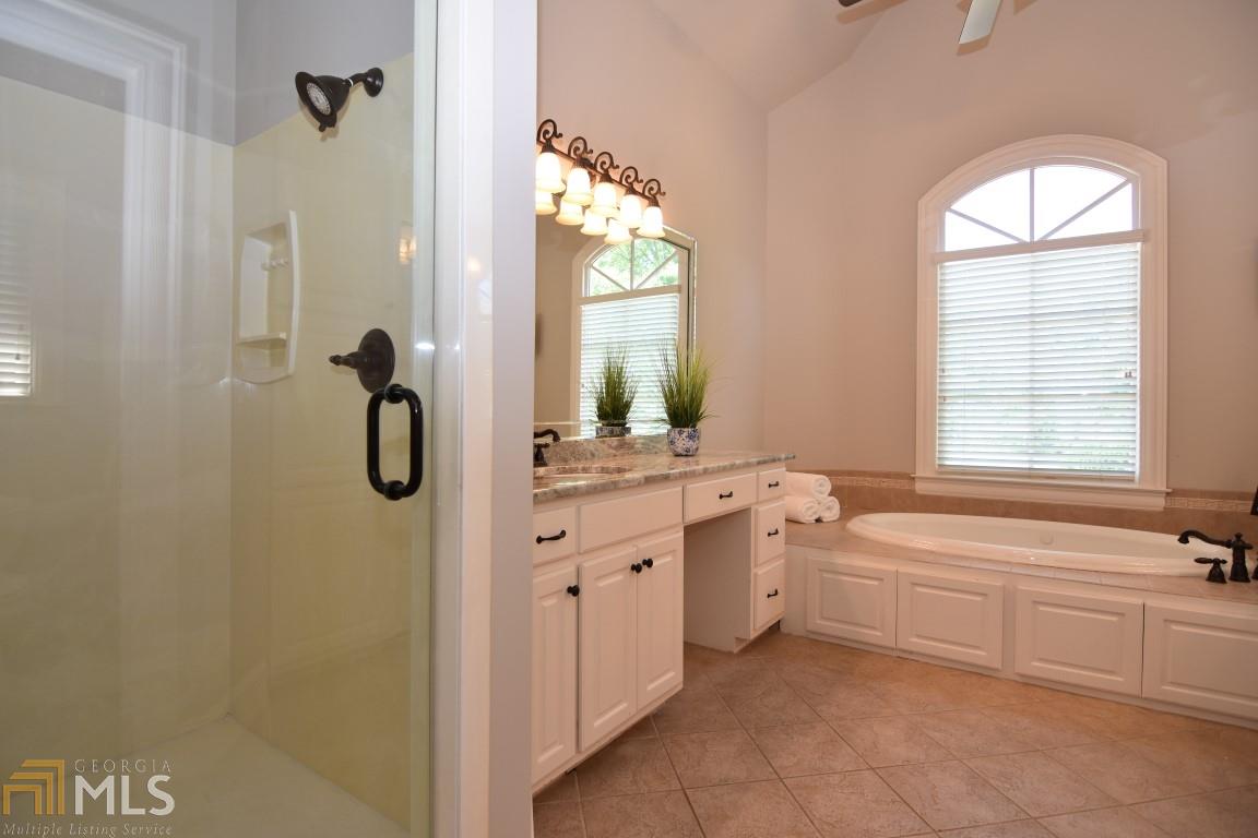 7625 Stratton Pt, Suwanee, GA 30024 photo 16