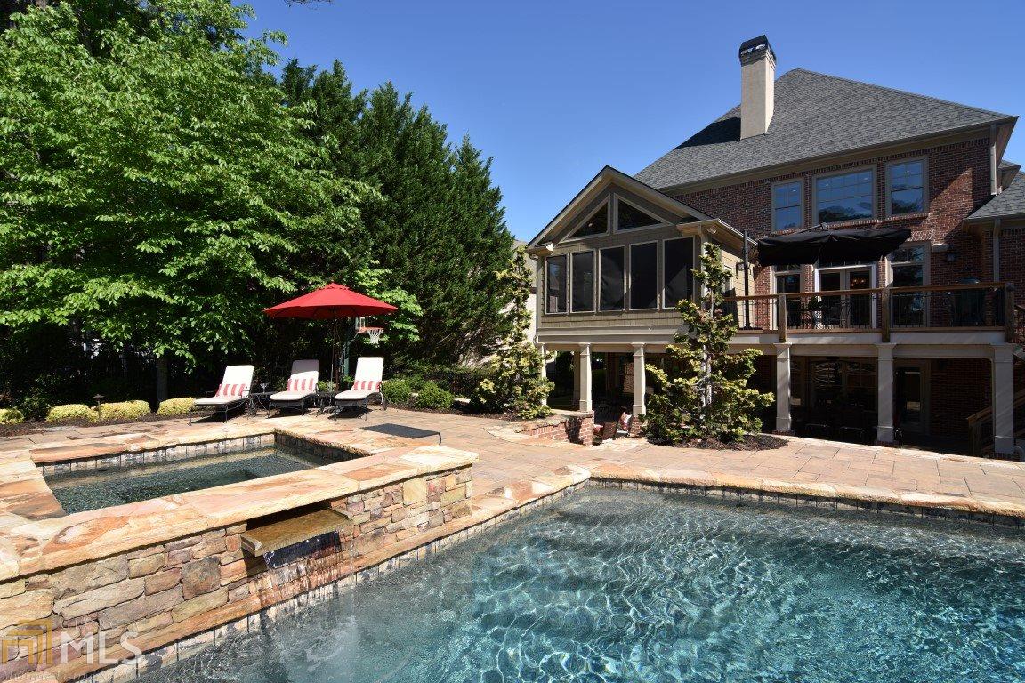 7625 Stratton Pt, Suwanee, GA 30024 photo 2