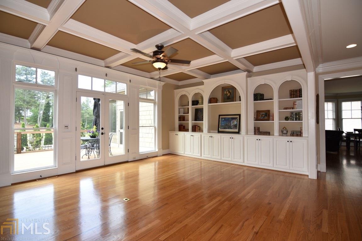 7625 Stratton Pt, Suwanee, GA 30024 photo 8