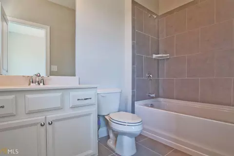 6630 Read Rd, Suwanee, GA 30024 photo 25