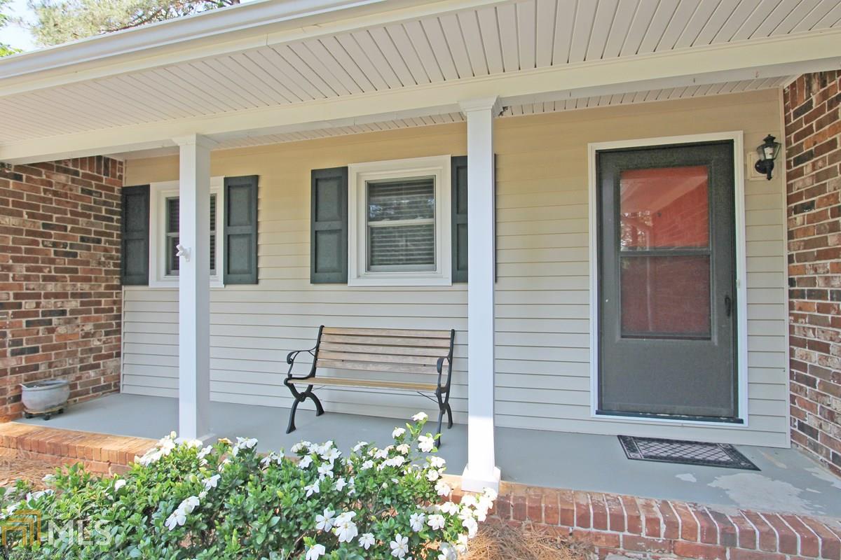 1994 Ellwyn Dr, Chamblee, GA 30341 photo 3