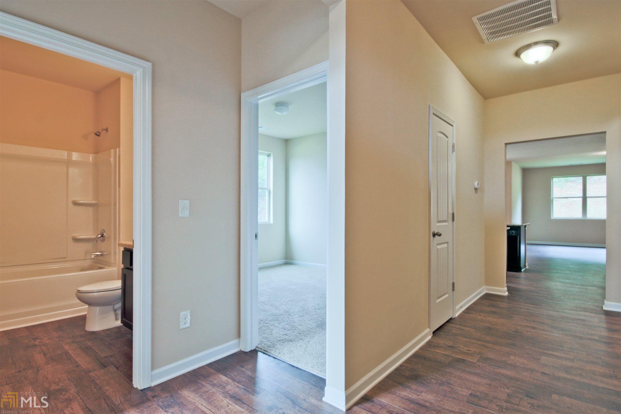2029 Sawgrass Dr, Hampton, GA 30228 photo 4