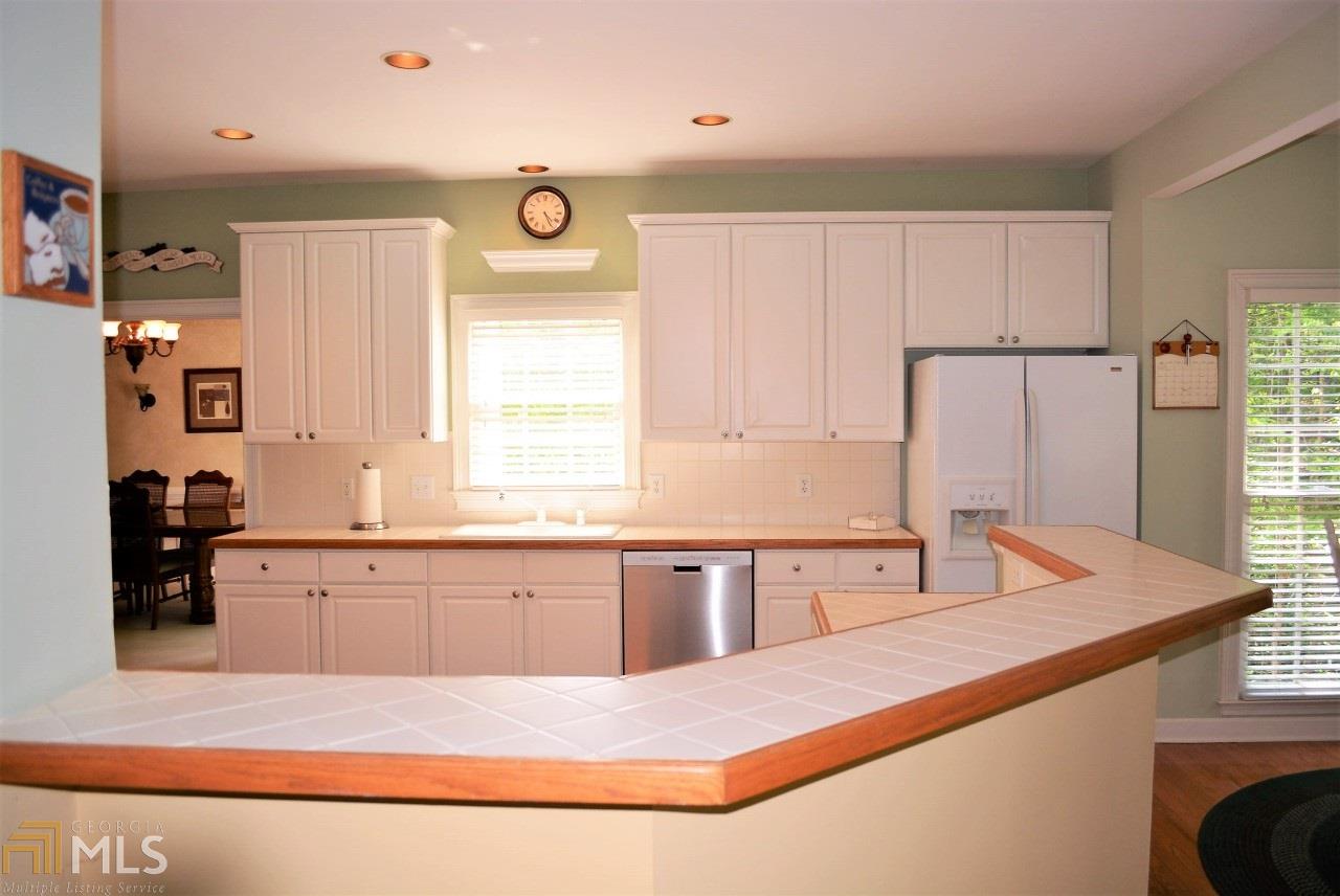 4125 Berkeley View Dr, Berkeley Lake, GA 30096 photo 6