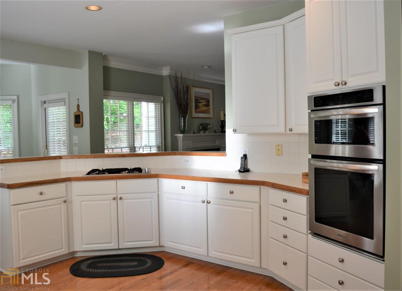 4125 Berkeley View Dr, Berkeley Lake, GA 30096 photo 5