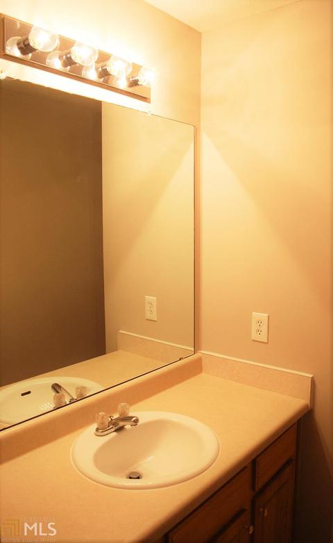 135 Spring Lake Ter, Covington, GA 30016 photo 12