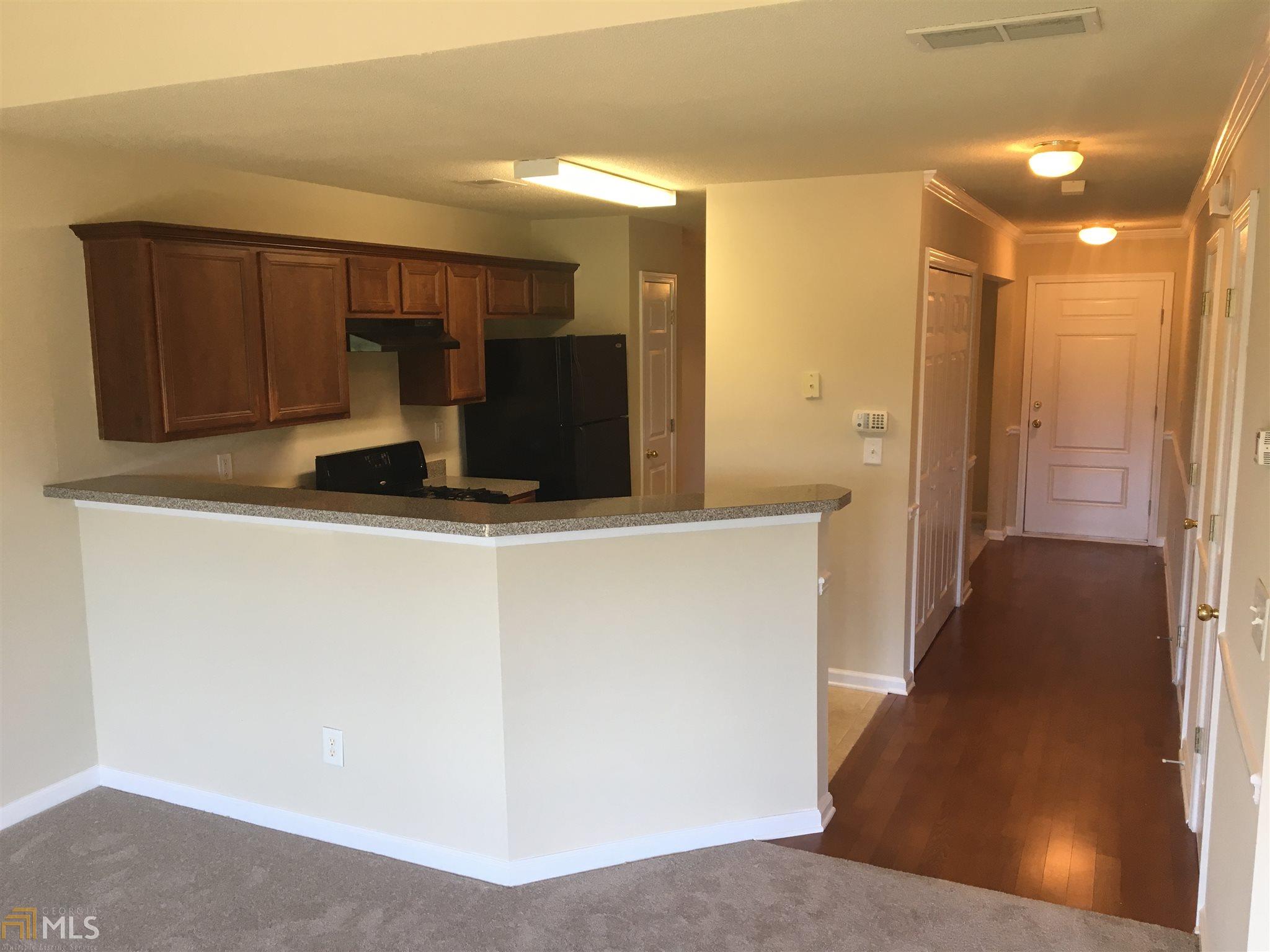 240 Crestfield Cir, Covington, GA 30016 photo 4