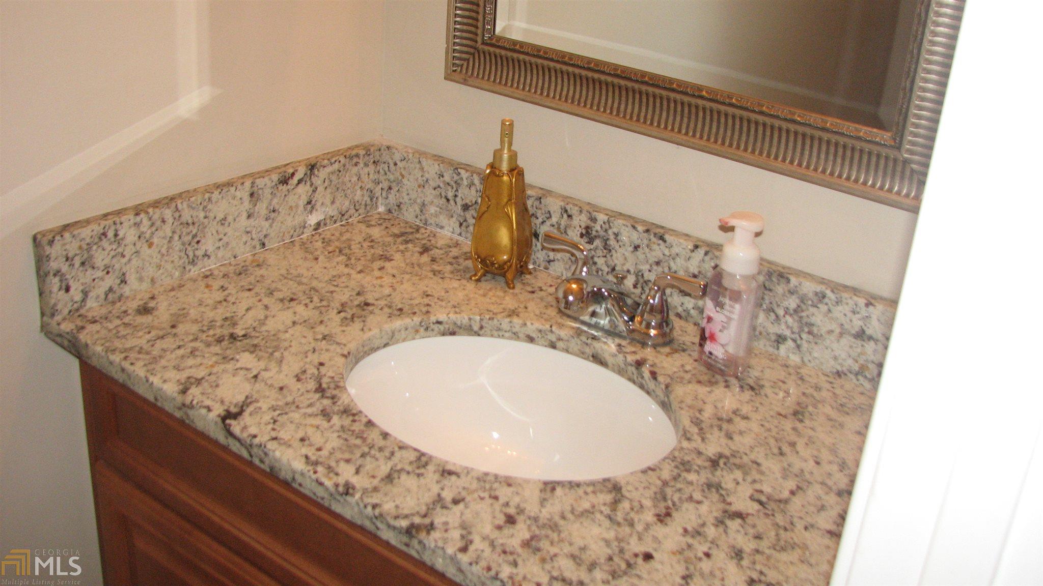 2061 Hutton Dr, Grayson, GA 30017 photo 28