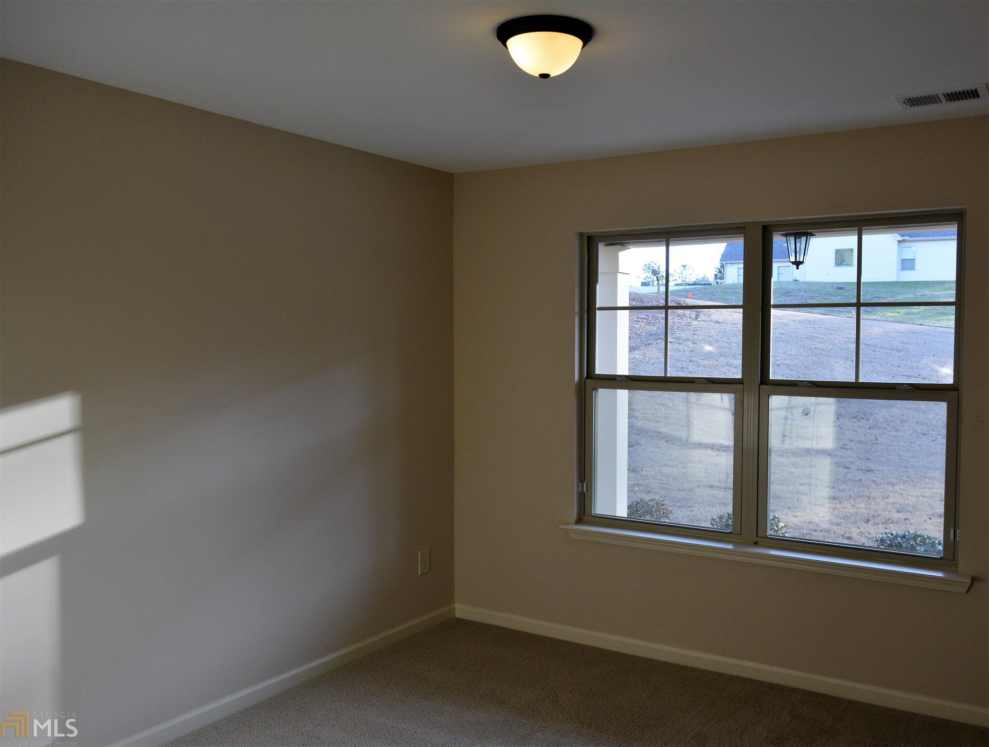 302 Jasmine Ln, Lagrange, GA 30241 photo 23
