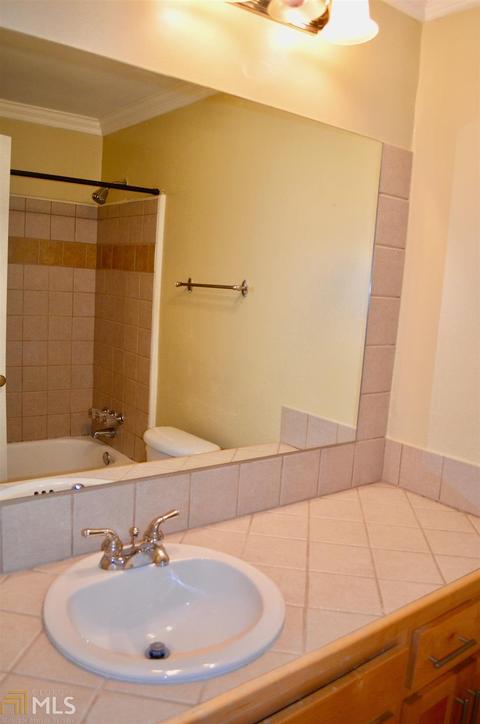 655 E Campus Rd #18, Athens, GA 30605 photo 8