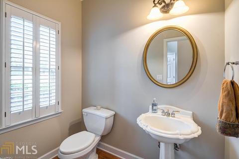 6830 Sterling Dr, Suwanee, GA 30024 photo 8