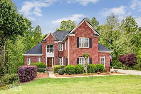 6830 Sterling Dr, Suwanee, GA 30024 photo 2