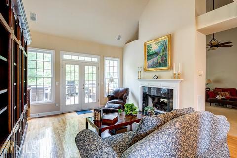 6830 Sterling Dr, Suwanee, GA 30024 photo 10