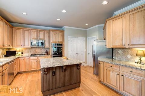 6830 Sterling Dr, Suwanee, GA 30024 photo 14