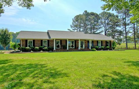 358 Brooks Rd, Brooks, GA 30205 photo 2