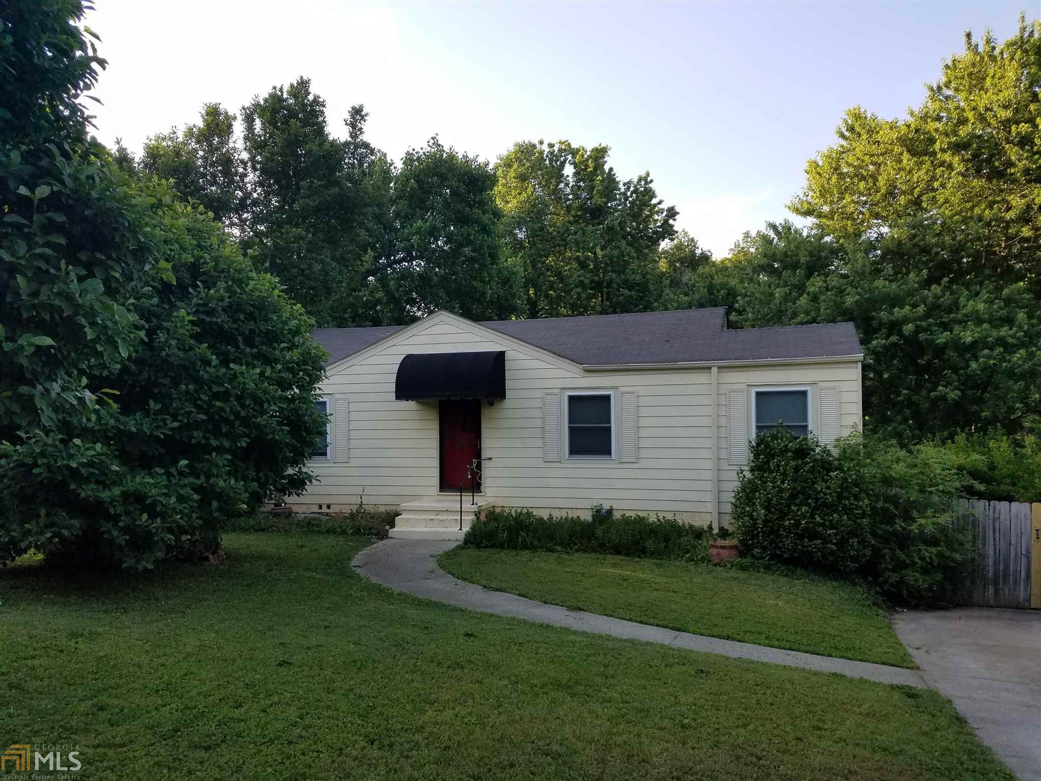 2296 Wallace Dr, Chamblee, GA 30341 photo 1