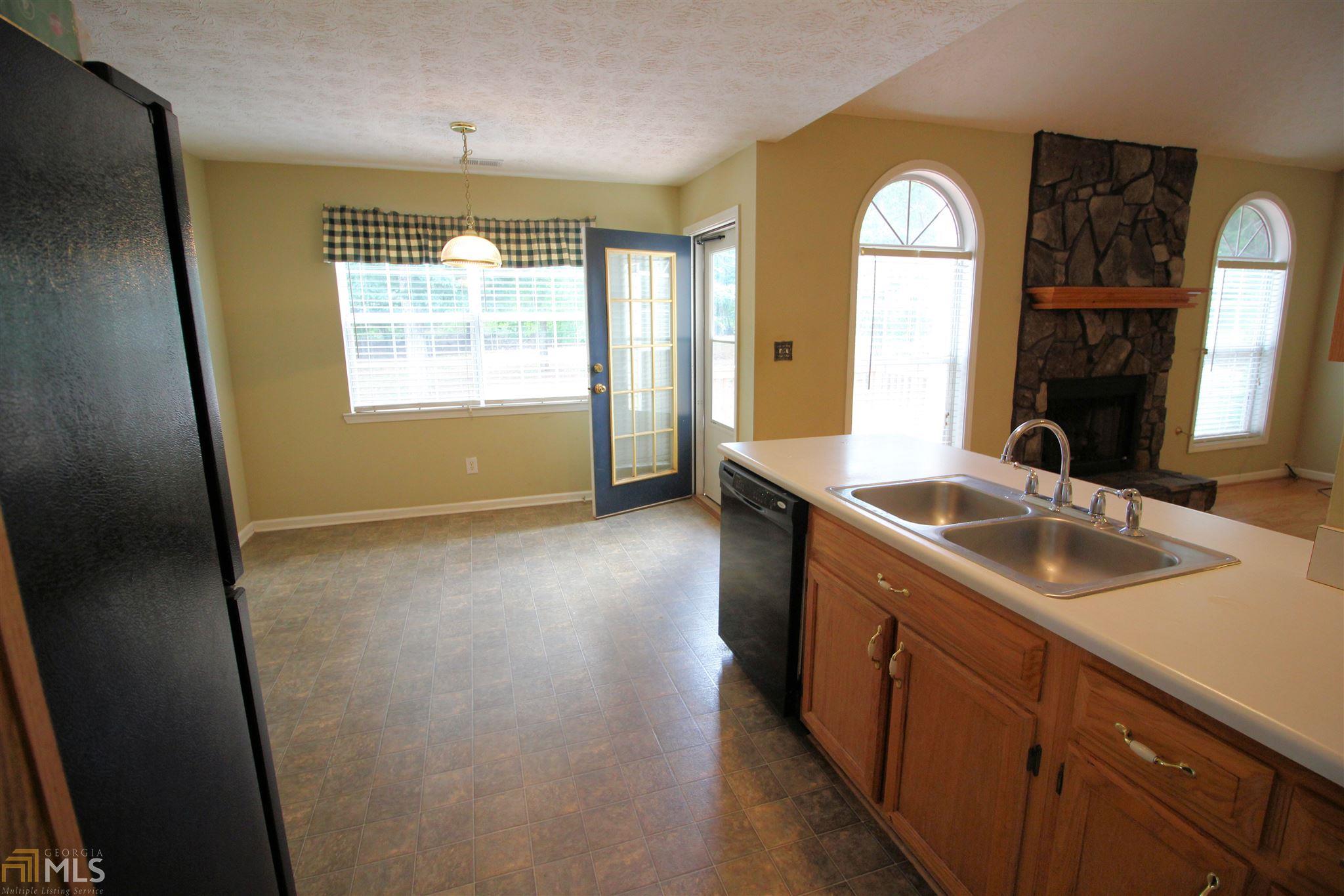237 River Trace Ct, Mcdonough, GA 30253 photo 6