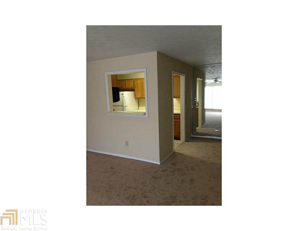 509 Berkeley Woods Dr, Duluth, GA 30096 photo 6