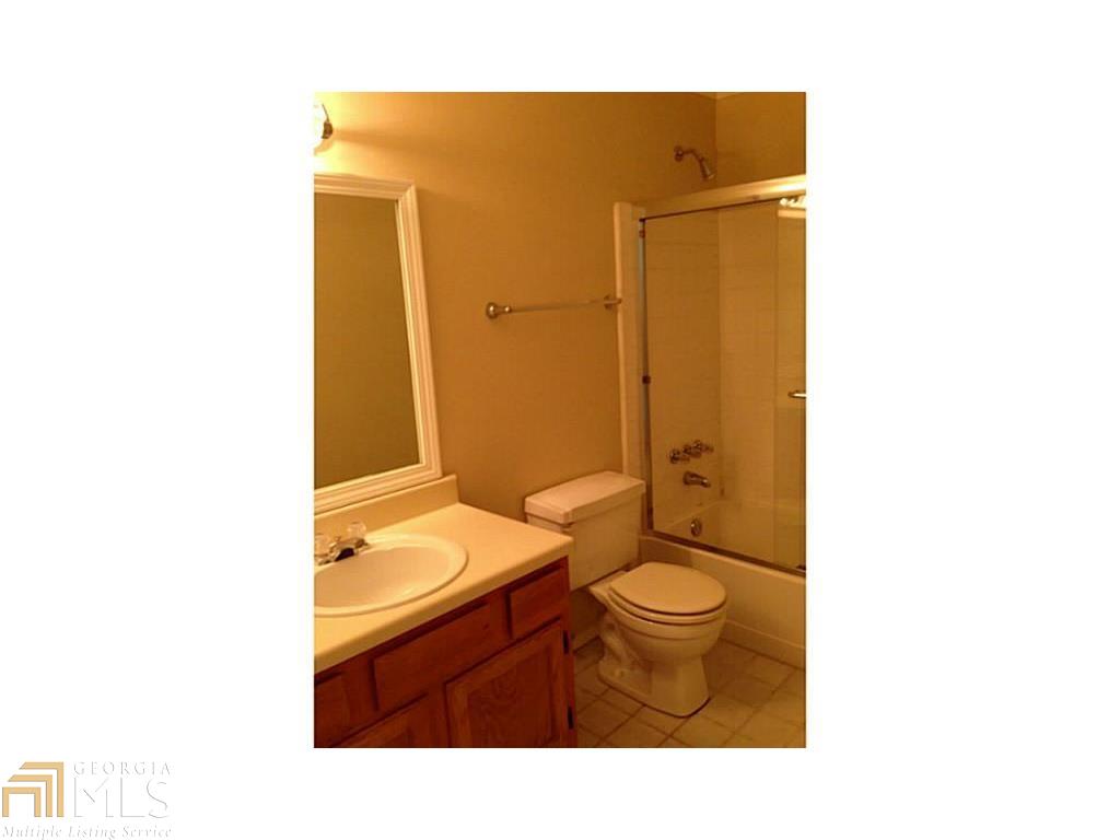 509 Berkeley Woods Dr, Duluth, GA 30096 photo 11